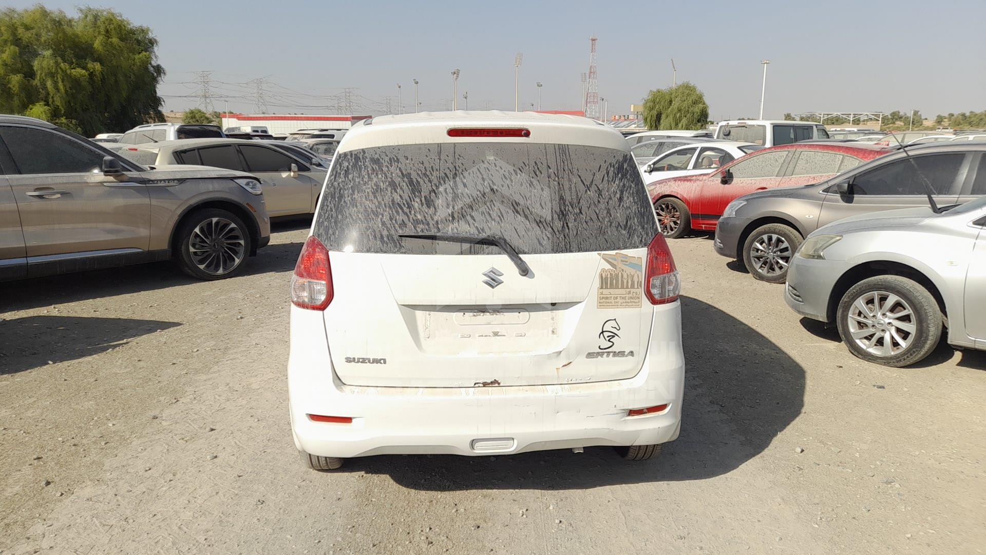 2015 SUZUKI ERTIGA VIN: MA3ZE8A17F0262716