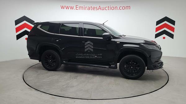 Mitsubishi Montero 2019 MMEMC71X8KH014730 Image 45