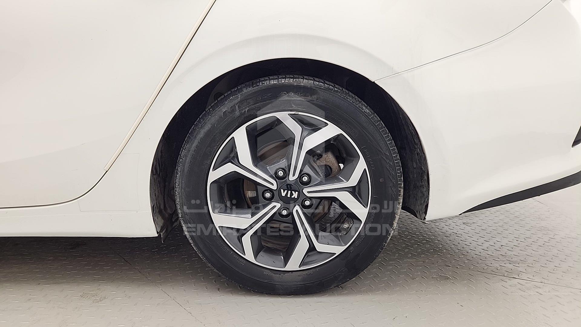 2019 KIA FORTE VIN: 3KPF24AD2KE005885