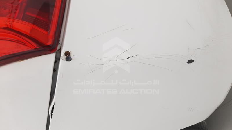 MNTBC2C93F6005567 Auction: EmiratesAuction Lot: 412005 MNTBC2C93F6005567 Nissan Tiida 2015 WHITE Photo 35