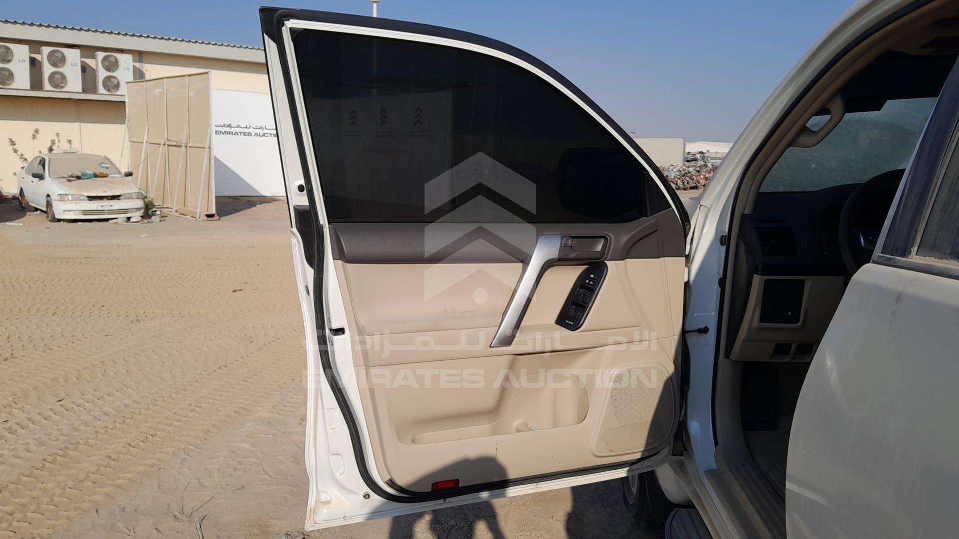 2018 TOYOTA PRADO VIN: JTEBU3FJ2JK146660