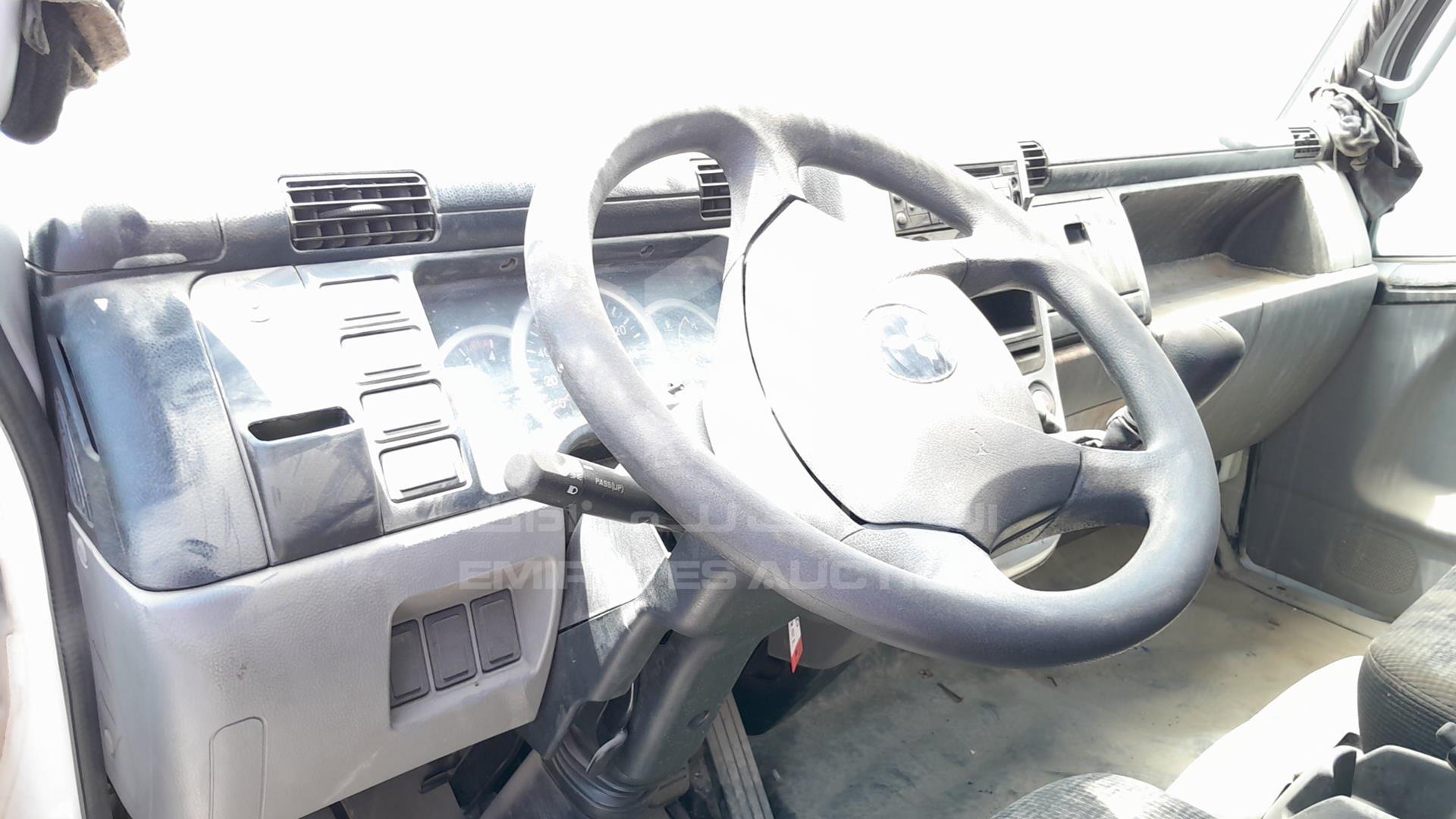 2017 MITSUBISHI CANTER VIN: JL6B6G6P4HK003320