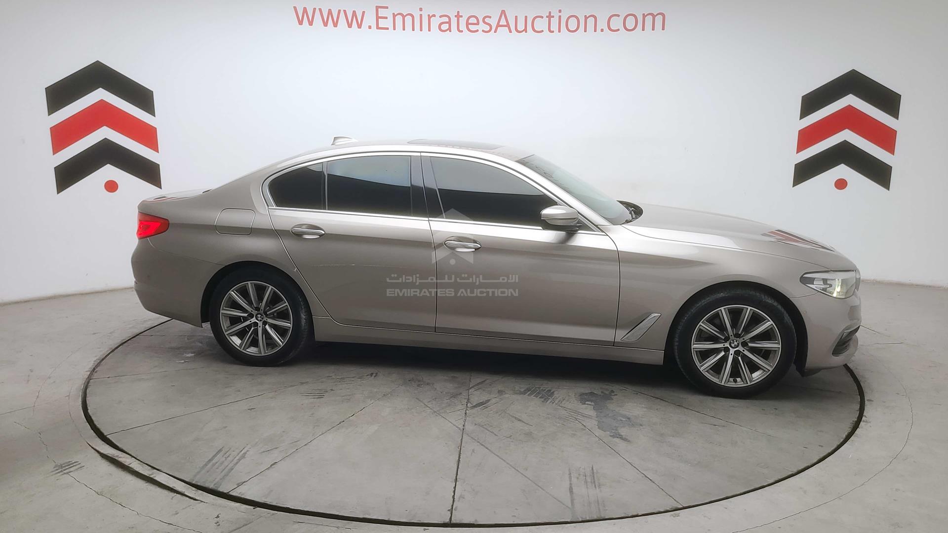 2018 BMW 520 I VIN: WBAJA1101JBH85463