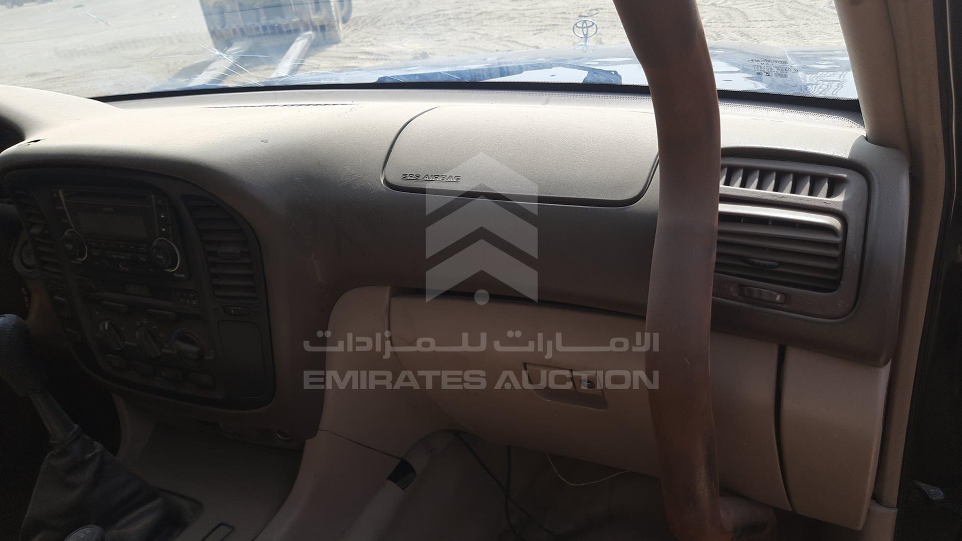 2000 TOYOTA LAND CRUISER VIN: JT3HJ09J8Y0033419