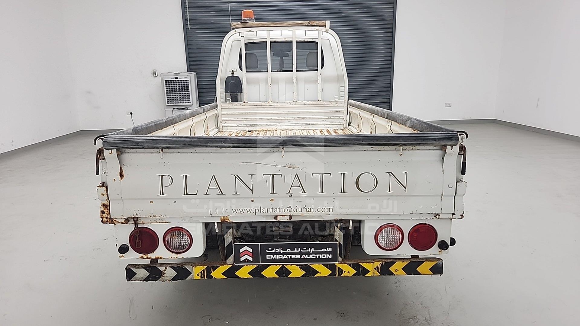 2005 KIA K 2700 VIN: KNCSE011857027404