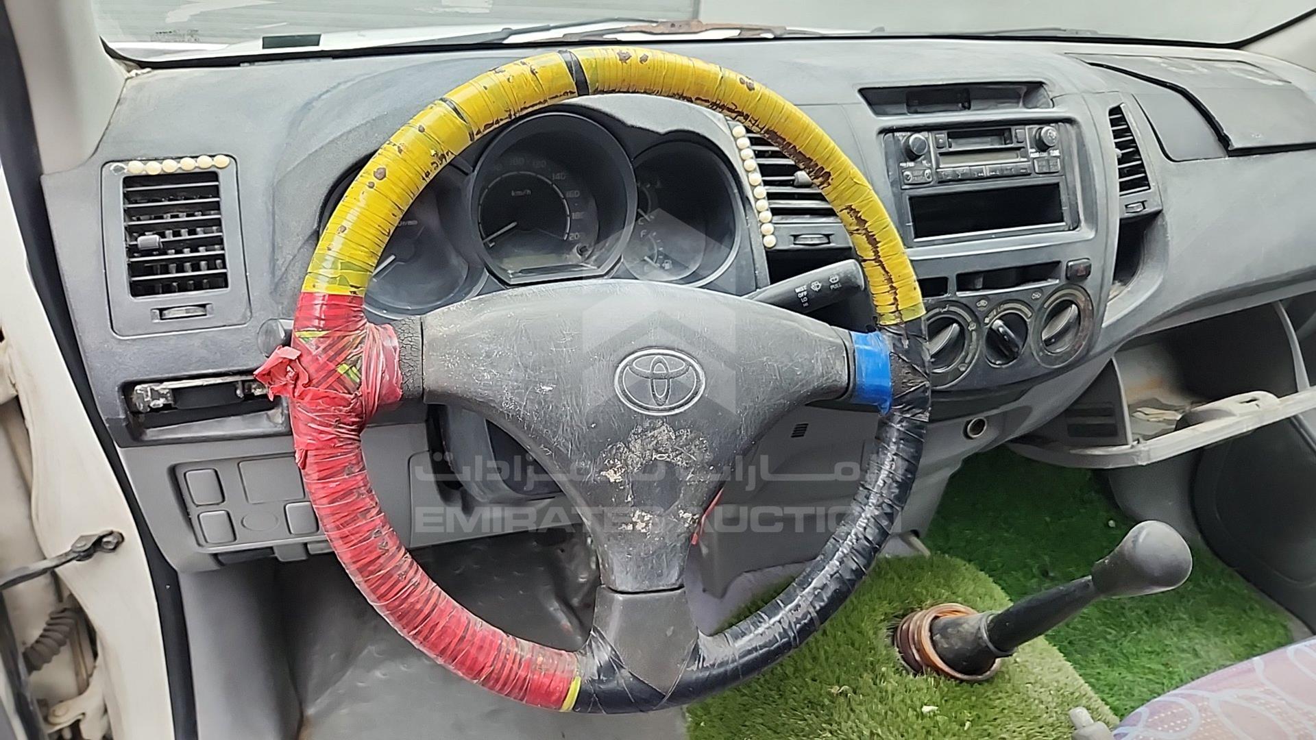 2007 TOYOTA HILUX VIN: MR0AX12G770006728