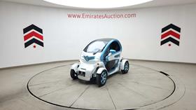 2018 Renault Twizy — Front Left Angle — Photo 6 — Thumbnail