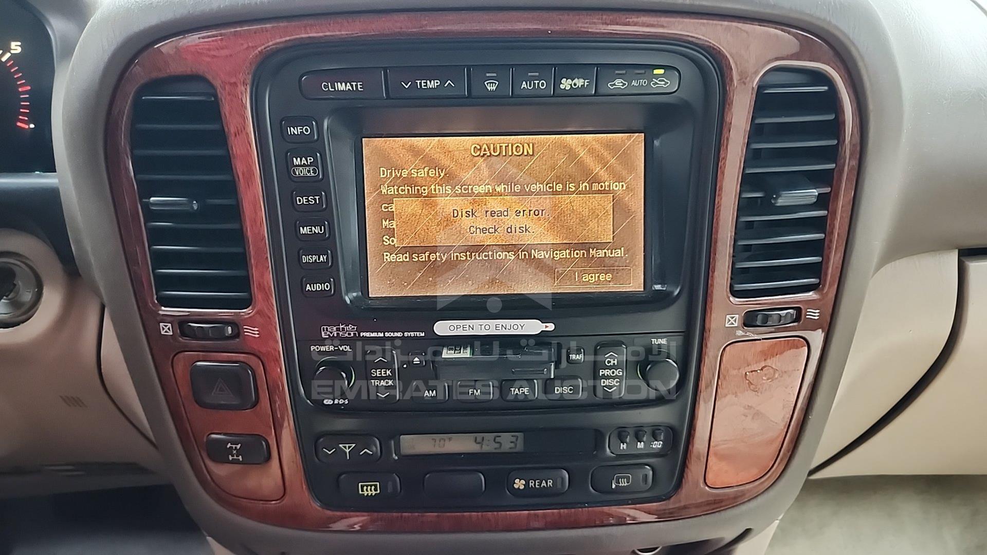 2001 LEXUS LX 470 VIN: JTJHT00W513503311