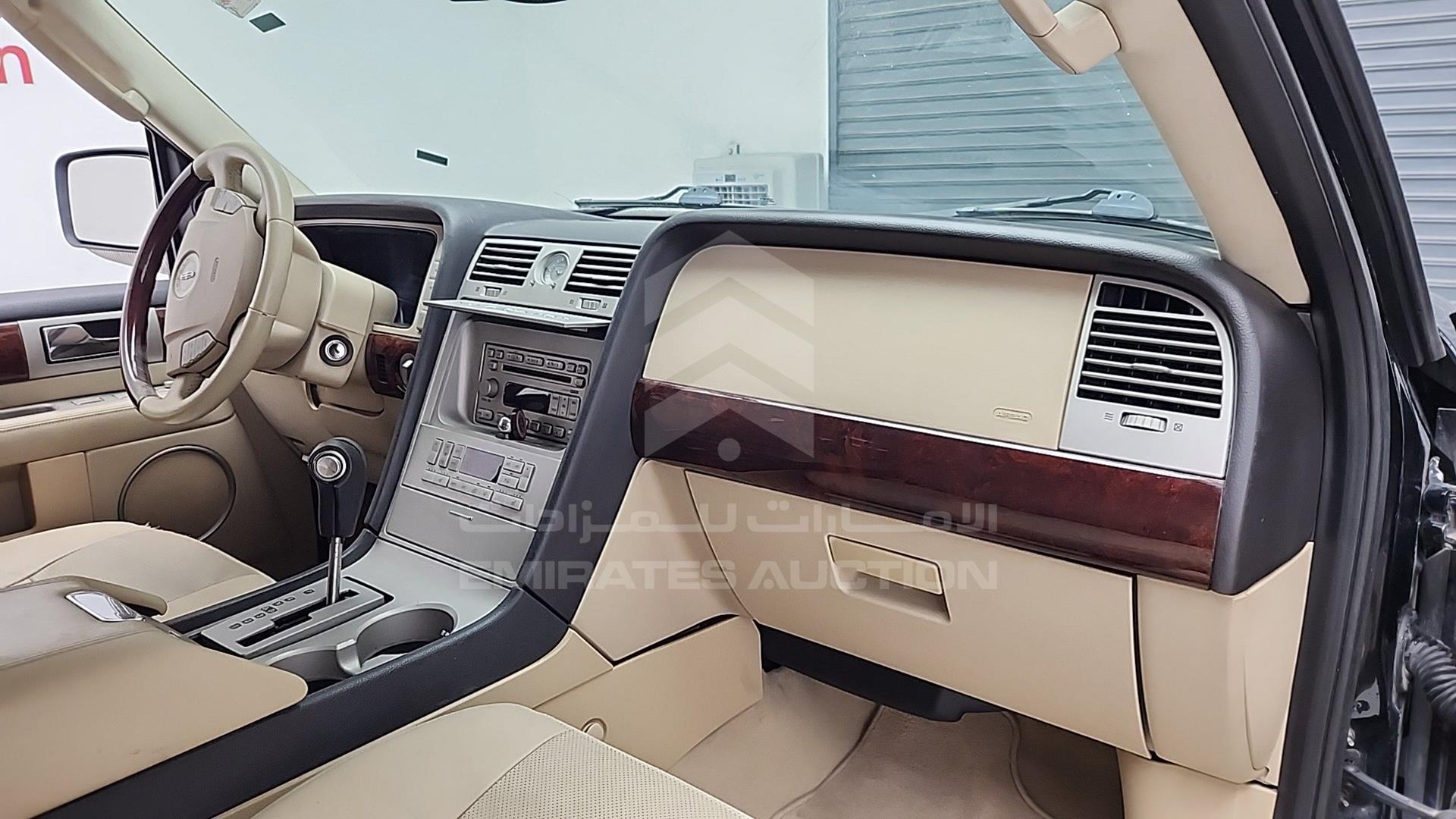 2006 LINCOLN NAVIGATOR VIN: 5LMFU28566LJ05779