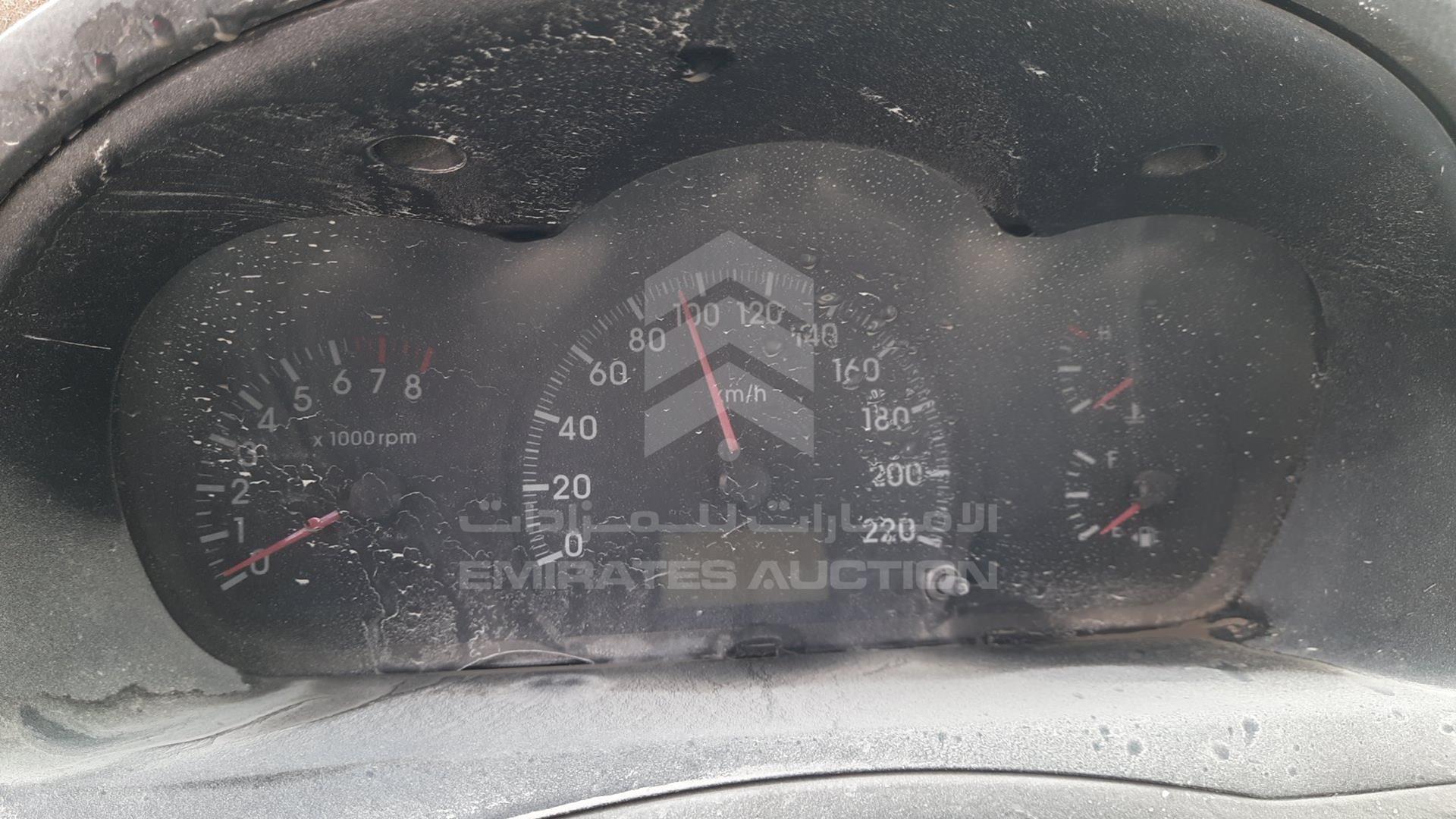 2005 KIA CERATO VIN: KNAFE242455118028