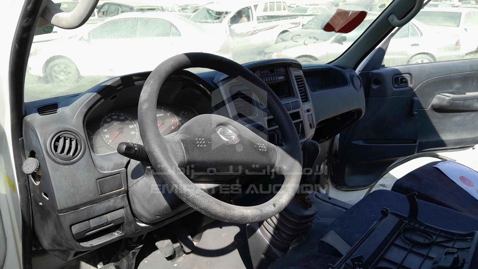 2008 NISSAN URVAN VIN: JN6AE54S08X000370