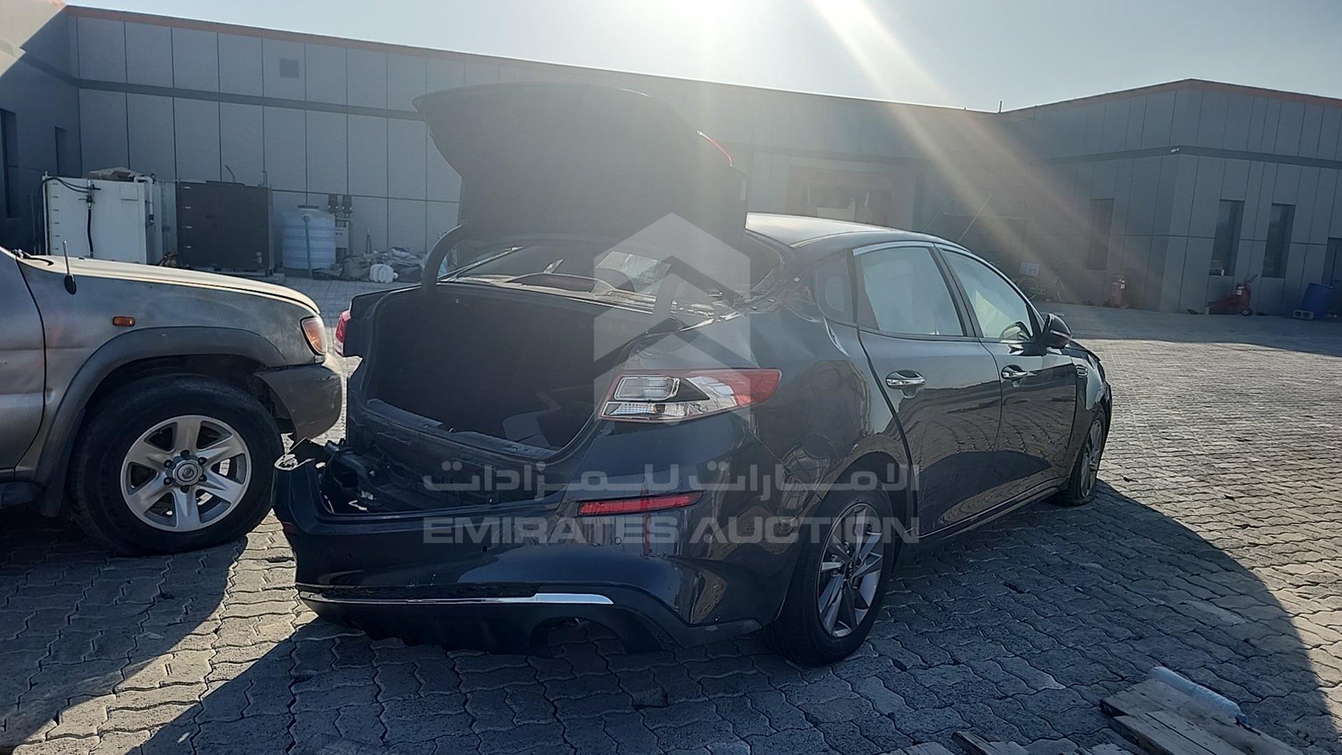 2020 KIA OPTIMA VIN: 5XXGT4L36LG385540