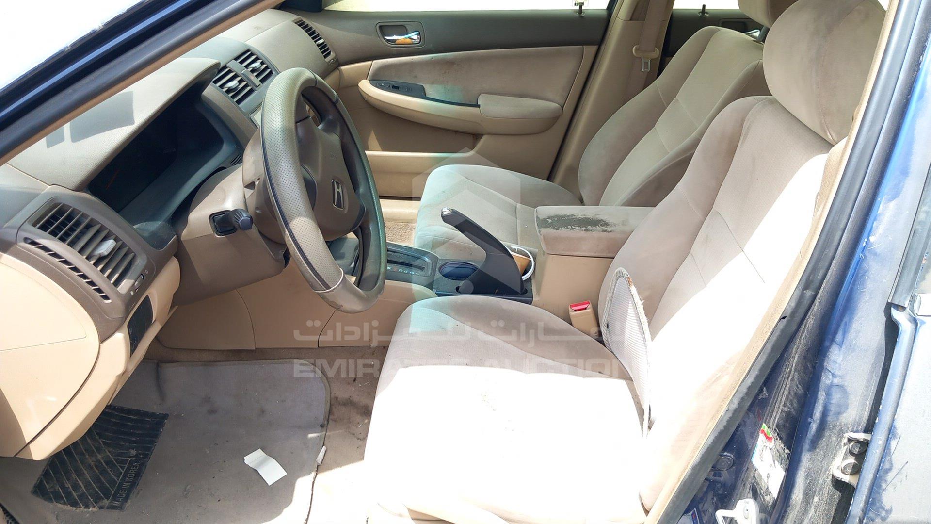 2005 HONDA ACCORD VIN: JHMCM56515C403491