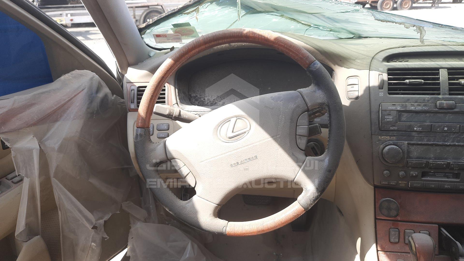 2005 LEXUS LS 430 VIN: JTHBN36F955014558