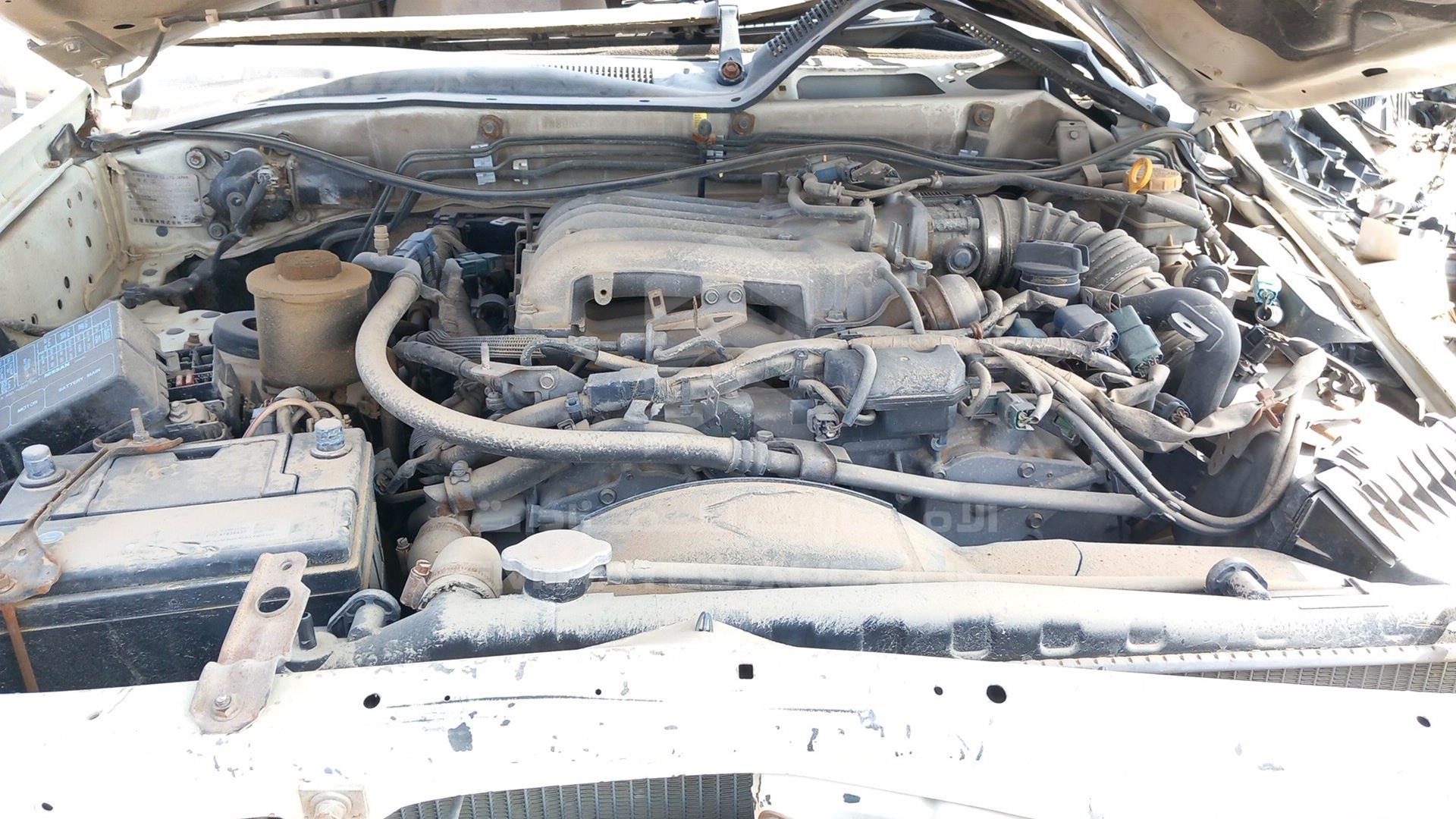 2004 NISSAN PATHFINDER VIN: JN8DR05Y24W702446