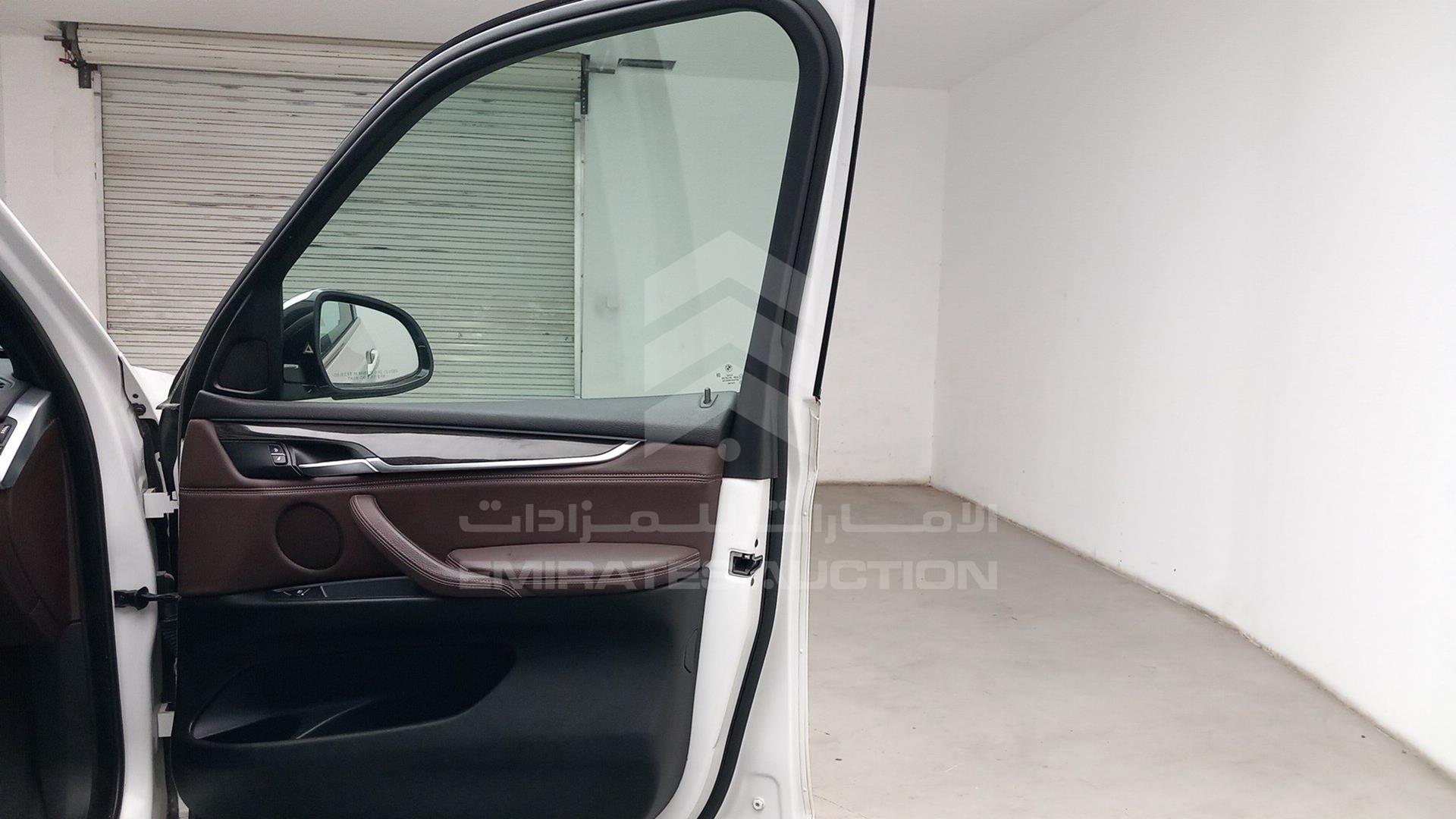 2018 BMW X5 VIN: 5UXKT0C59J0V98838