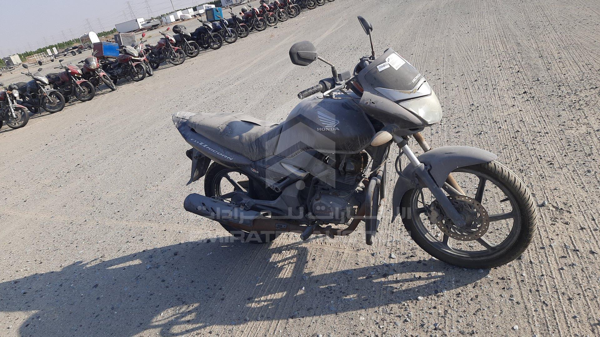 2018 HONDA UNICORN VIN: ME4KC311MJ8458885