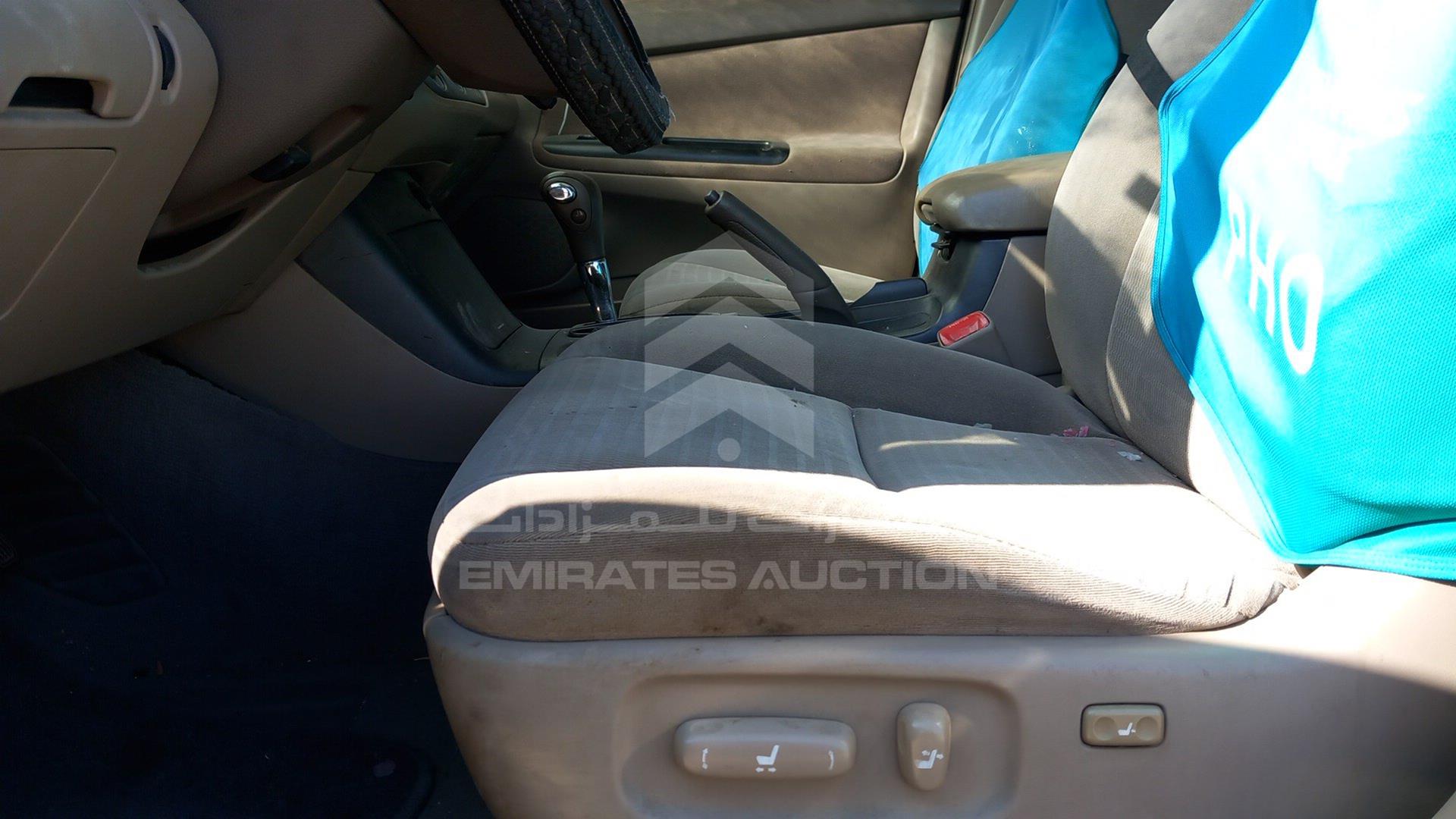 2005 TOYOTA CAMRY VIN: 4T1BE32K05U060785