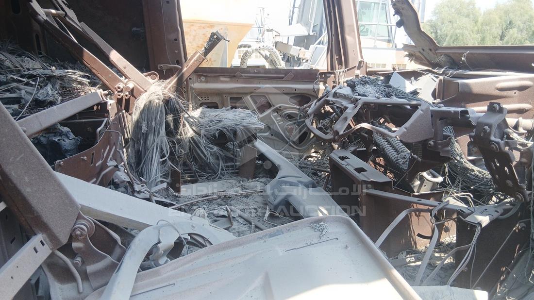 مرسيدس 1846 2004 — زاوية الراكب الأمامي للمقعد — صورة 9
