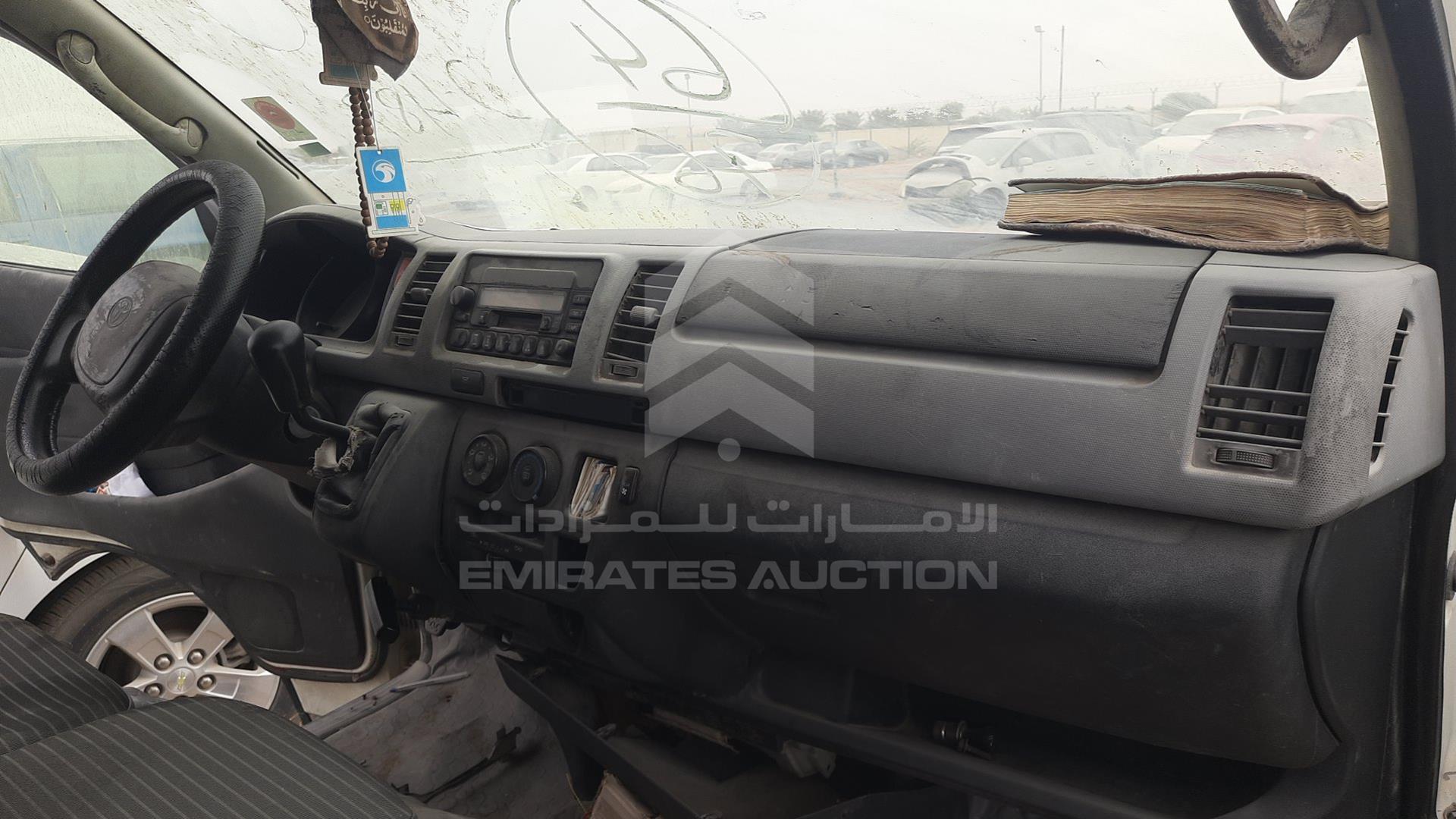 2011 TOYOTA HIACE VIN: JTGJX02PXB5022526