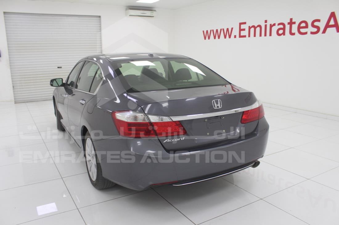 2013 Honda Accord for sale in UAE 1HGCR2F81DA029021 28155