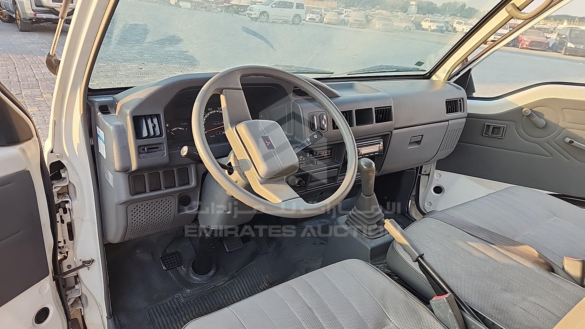 2014 MITSUBISHI L 300 VIN: JMYJNP13VEA700309