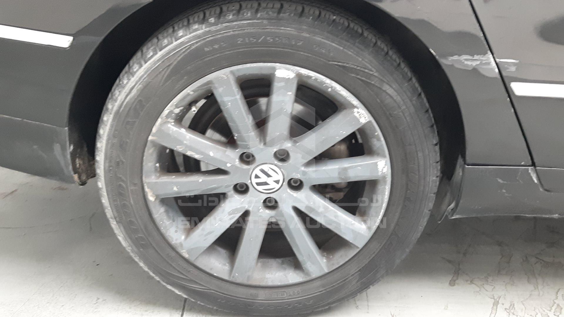 2008 VOLKSWAGEN PASSAT VIN: WVWBP23C78E071703