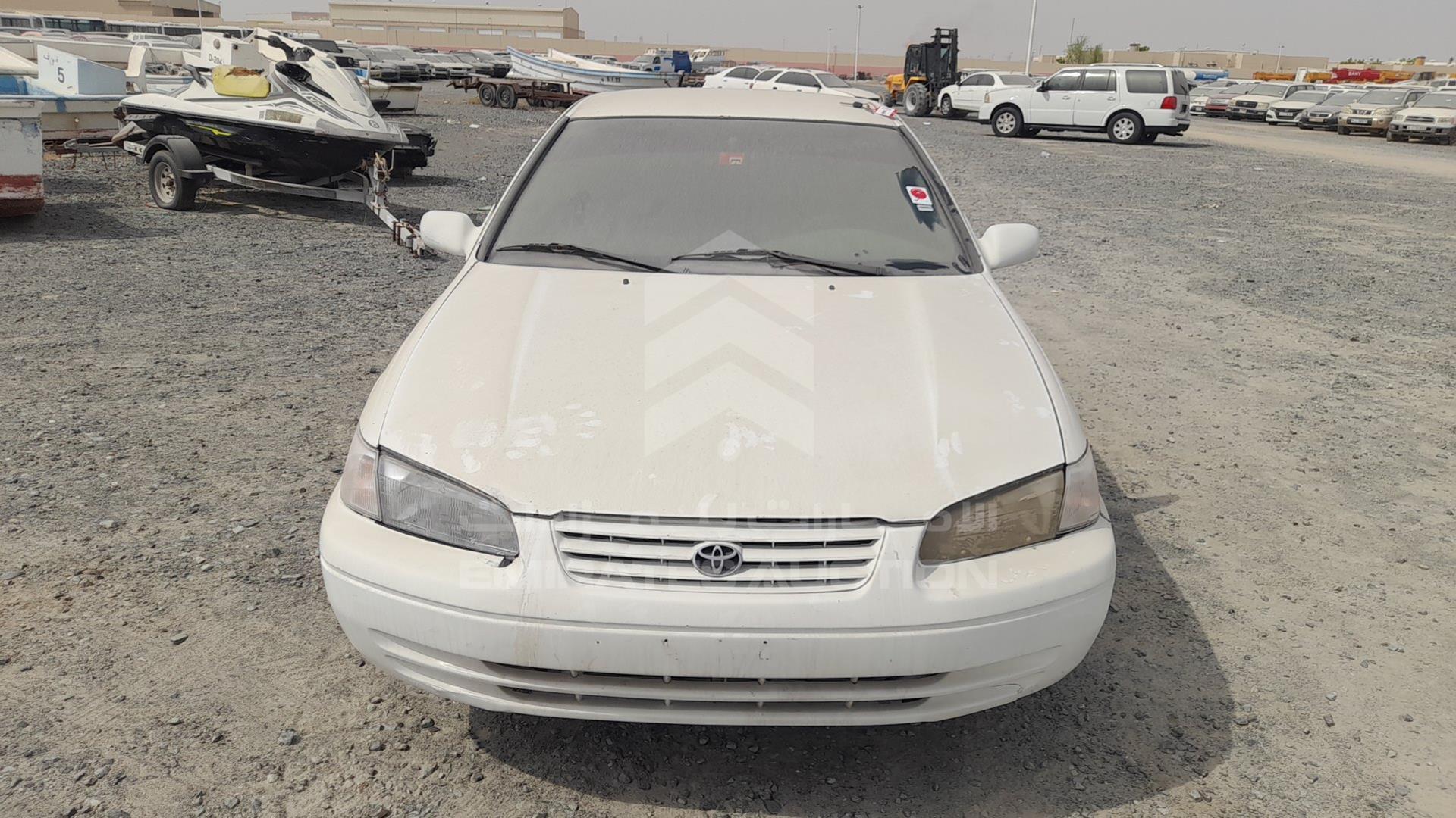 1999 TOYOTA CAMRY VIN: 4T1BG22K2XU889011