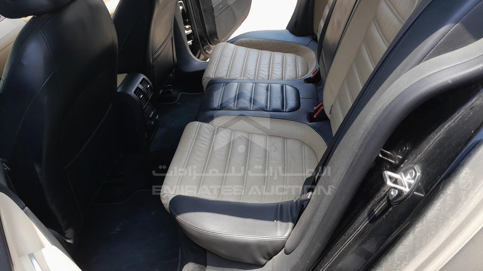 WVWAC23CXBE700272 - 2011 Volkswagen CC - #490230