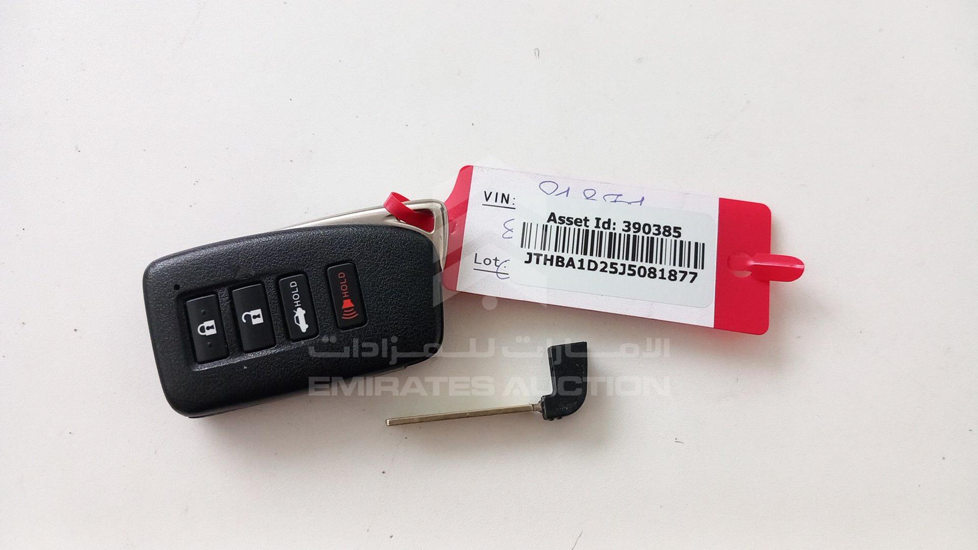 2018 LEXUS IS300 VIN: JTHBA1D25J5081877