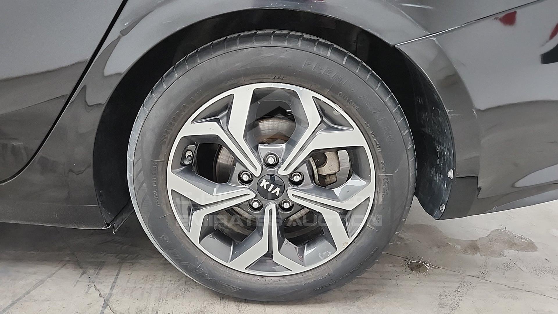 2020 KIA FORTE VIN: 3KPF24AD3LE174556