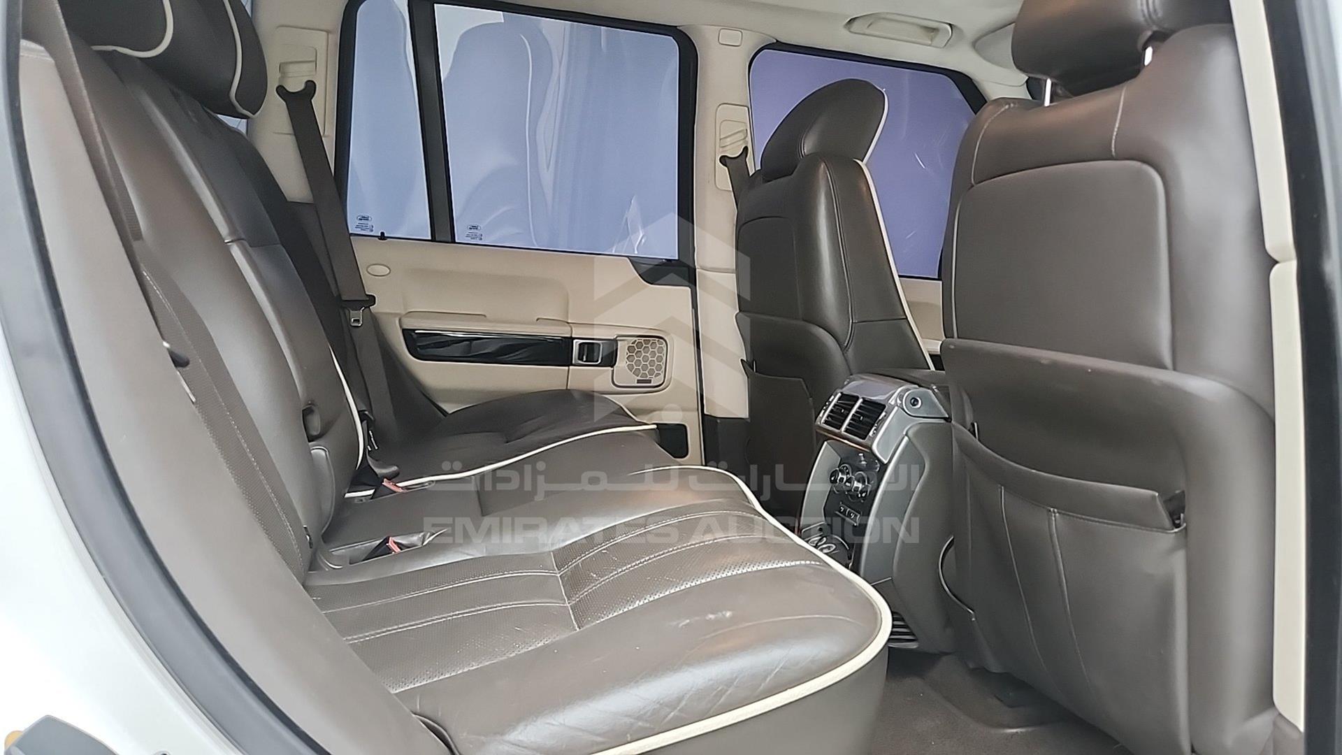 2011 RANGE ROVER --- VIN: SALLMAME4BA335303