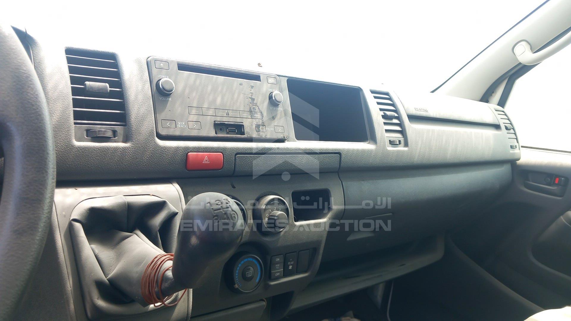 2014 TOYOTA HIACE VIN: JTGRX12P0E8042733