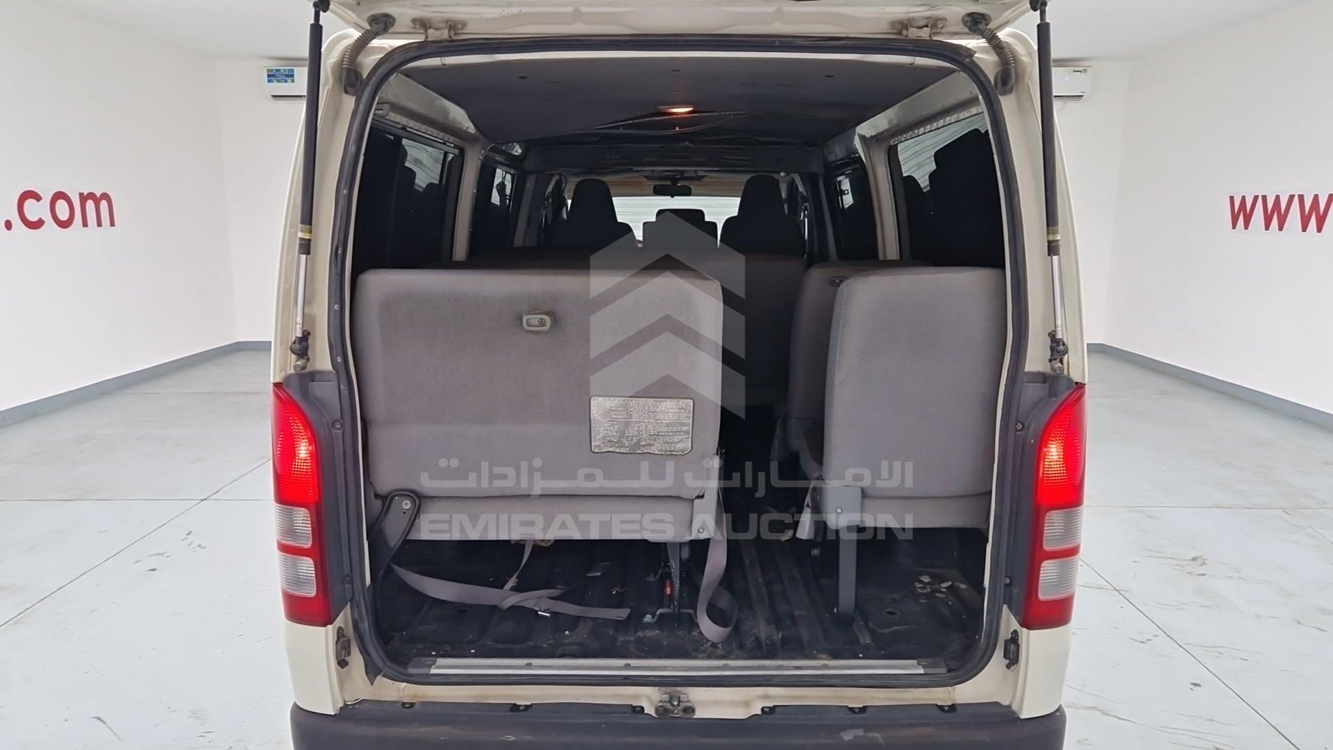 2007 TOYOTA HIACE VIN: JTGJX02P575007665