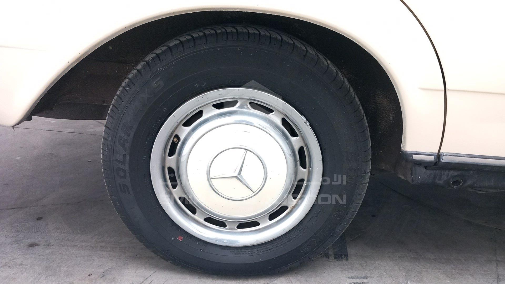 1979 MERCEDES 240D VIN: 12312310113962
