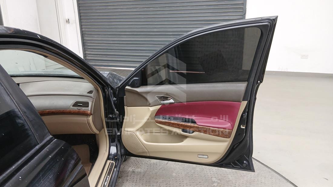 2010 Honda Accord — Front Right Door — Photo 30