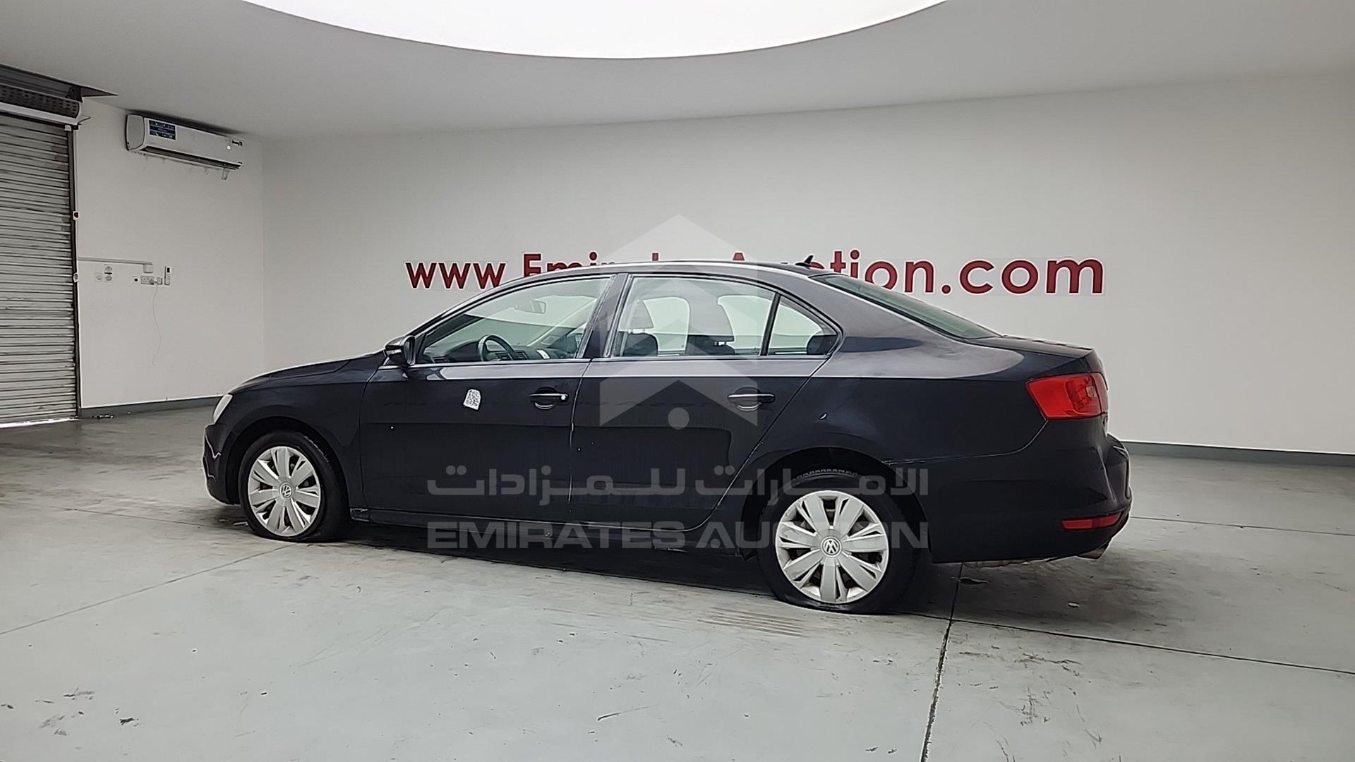 2015 VOLKSWAGEN JETTA VIN: WVWRV1AJXFM200939