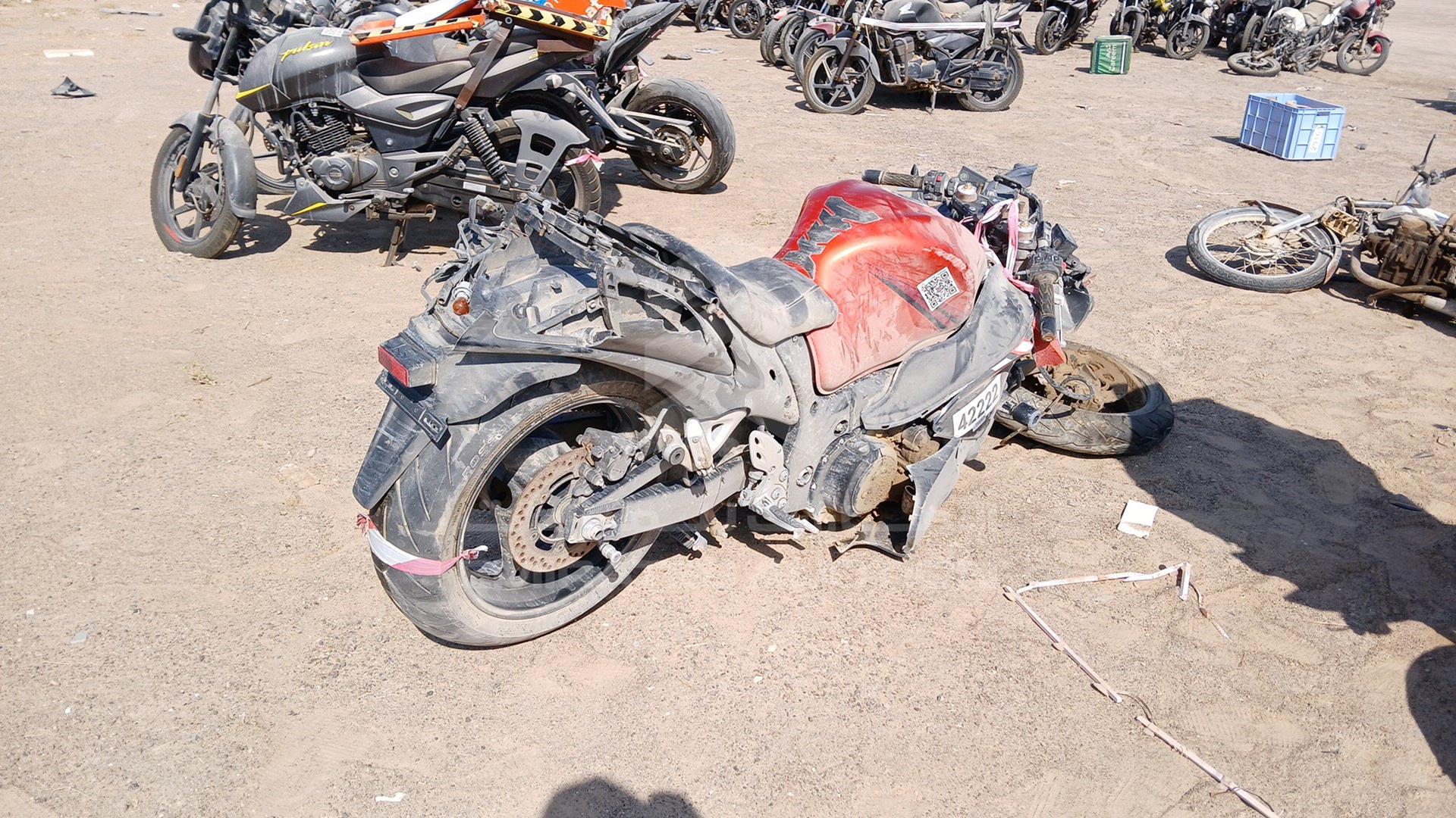 2011 SUZUKI MOTORBIKE VIN: JS1CK111300100087