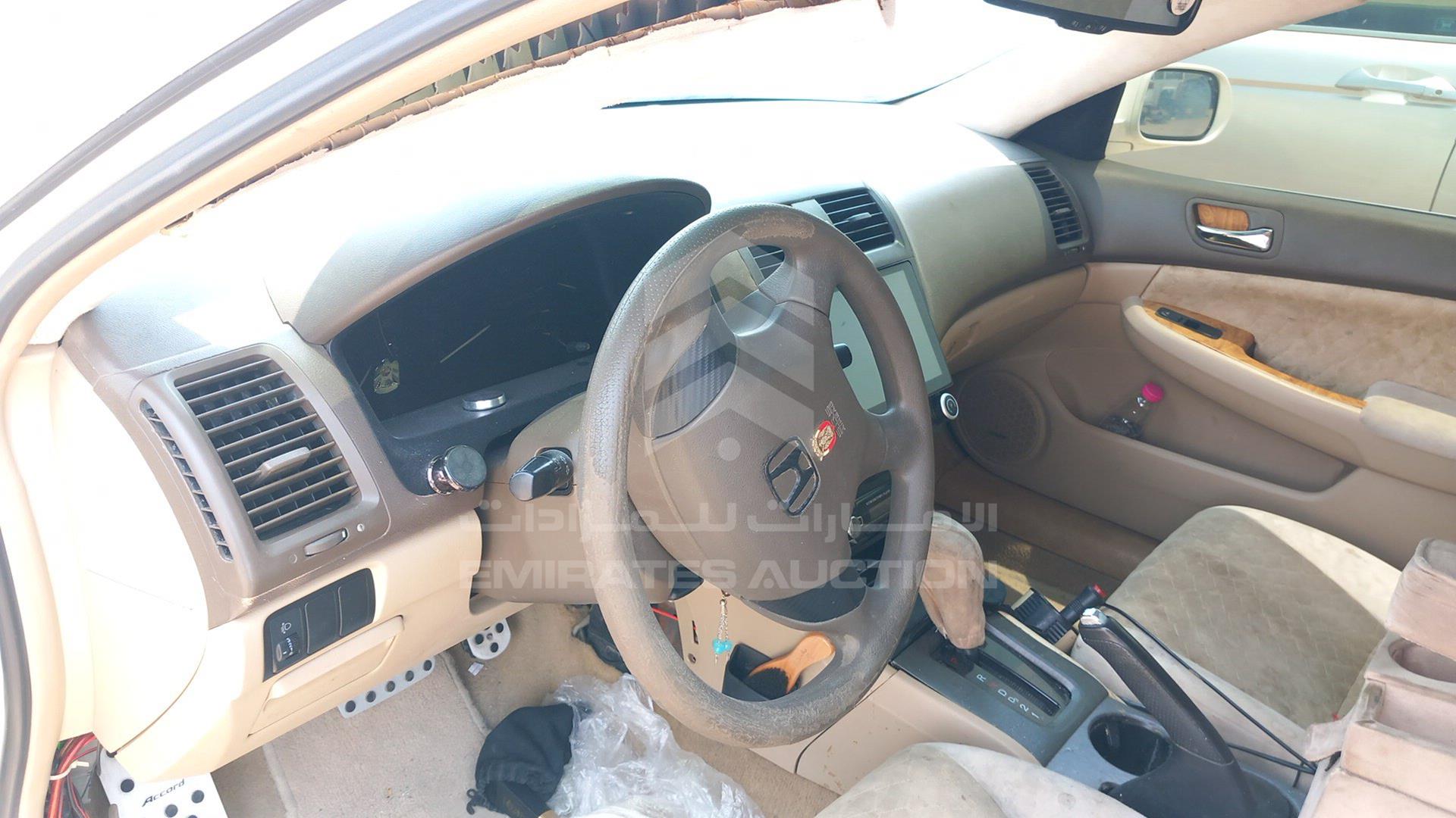2006 HONDA ACCORD VIN: JHMCM56556C415306