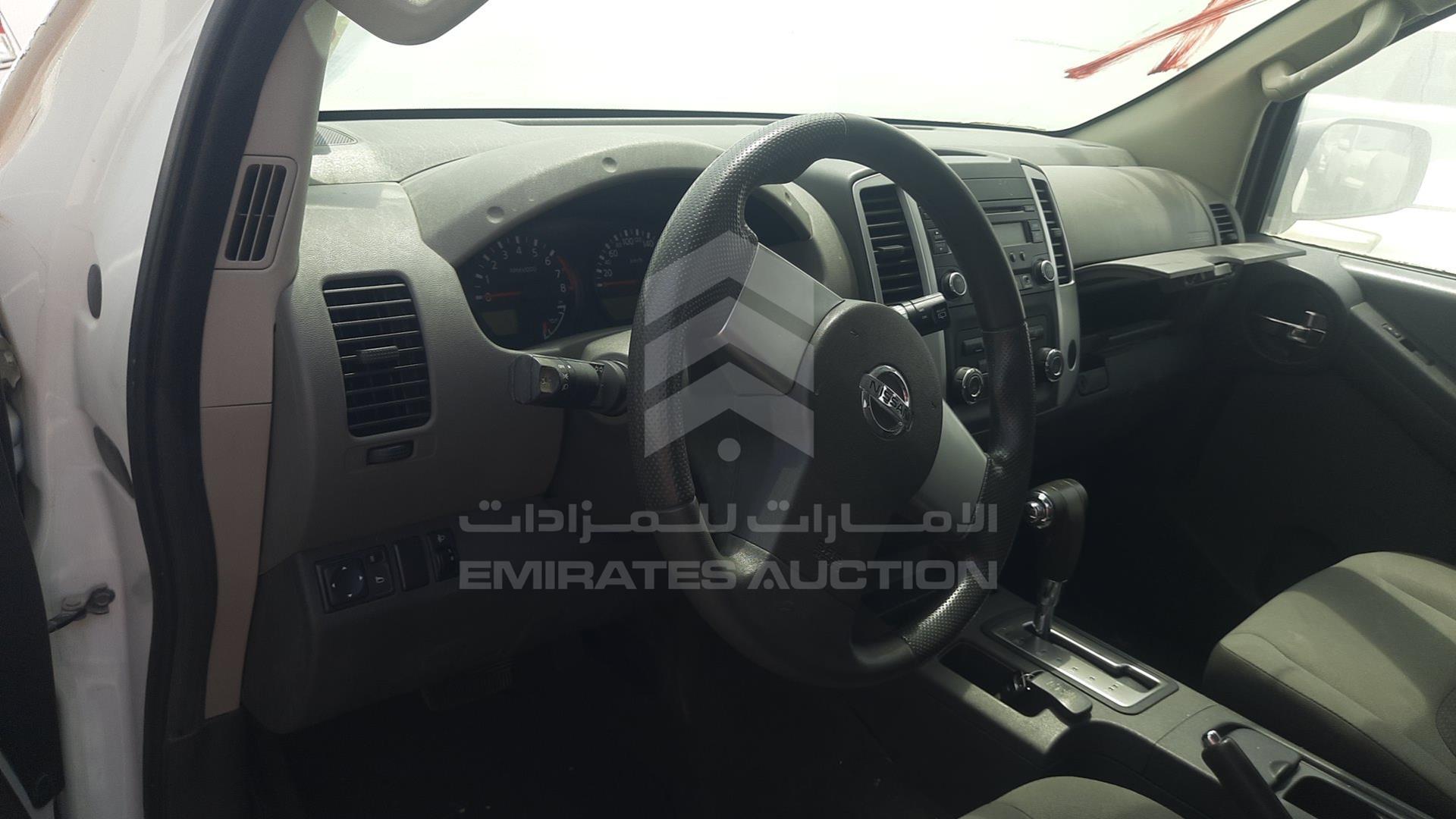 2014 NISSAN XTERRA VIN: 5N1AN0N69EN801017