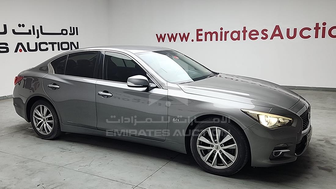 2016 Infiniti Q50 — Front Right Angle — Photo 9