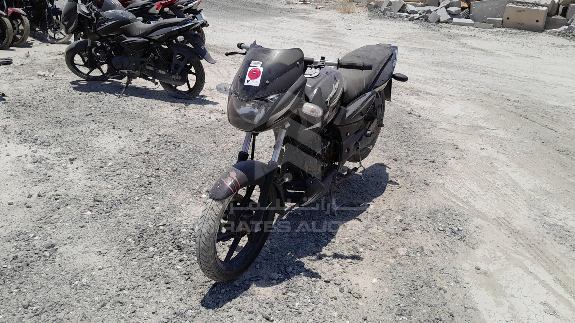 2019 BAJAJ 150 CC VIN: MD2A11CYXKCH55907