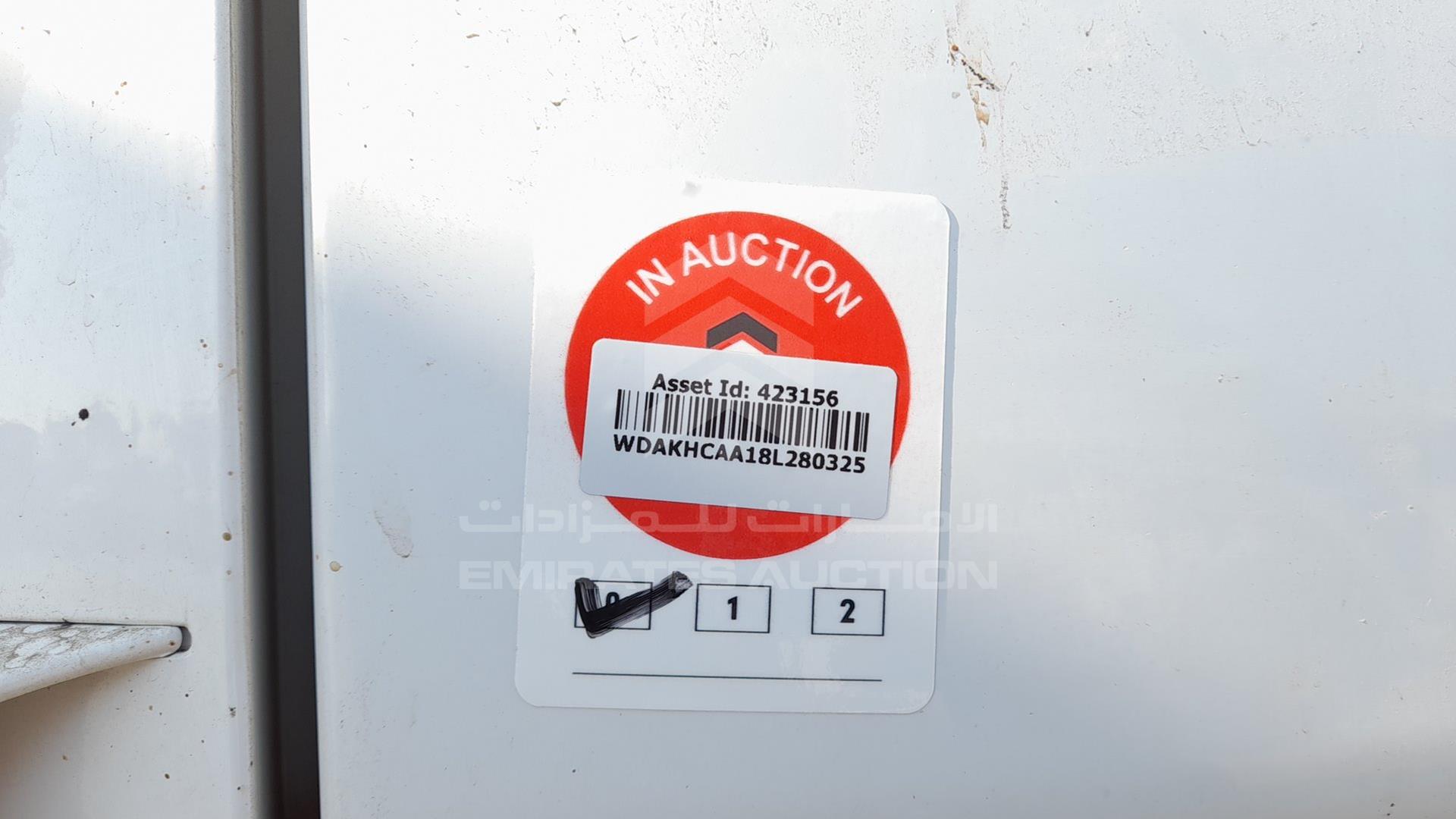 2008 MERCEDES ACTROS VIN: WDAKHCAA18L280325