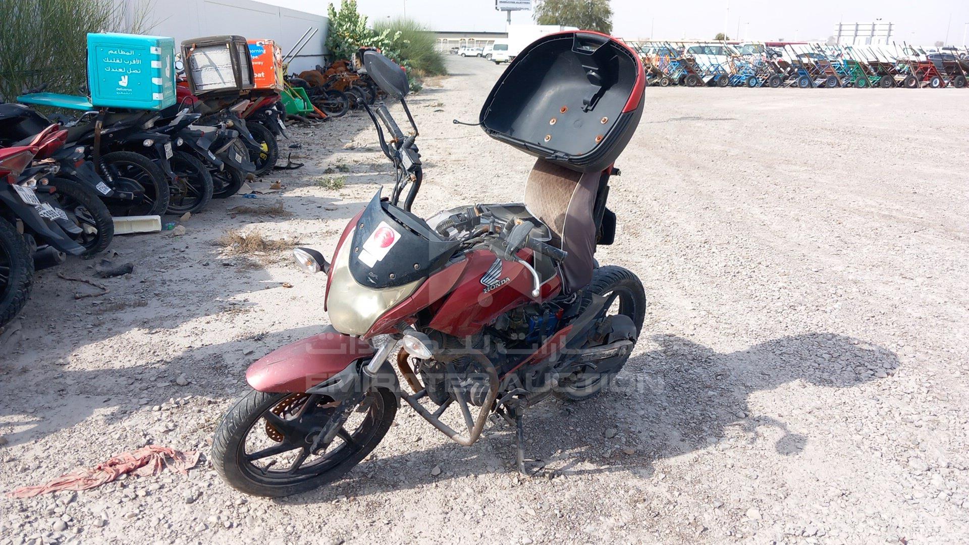 2017 HONDA UNICORN VIN: ME4KC2066H8003387