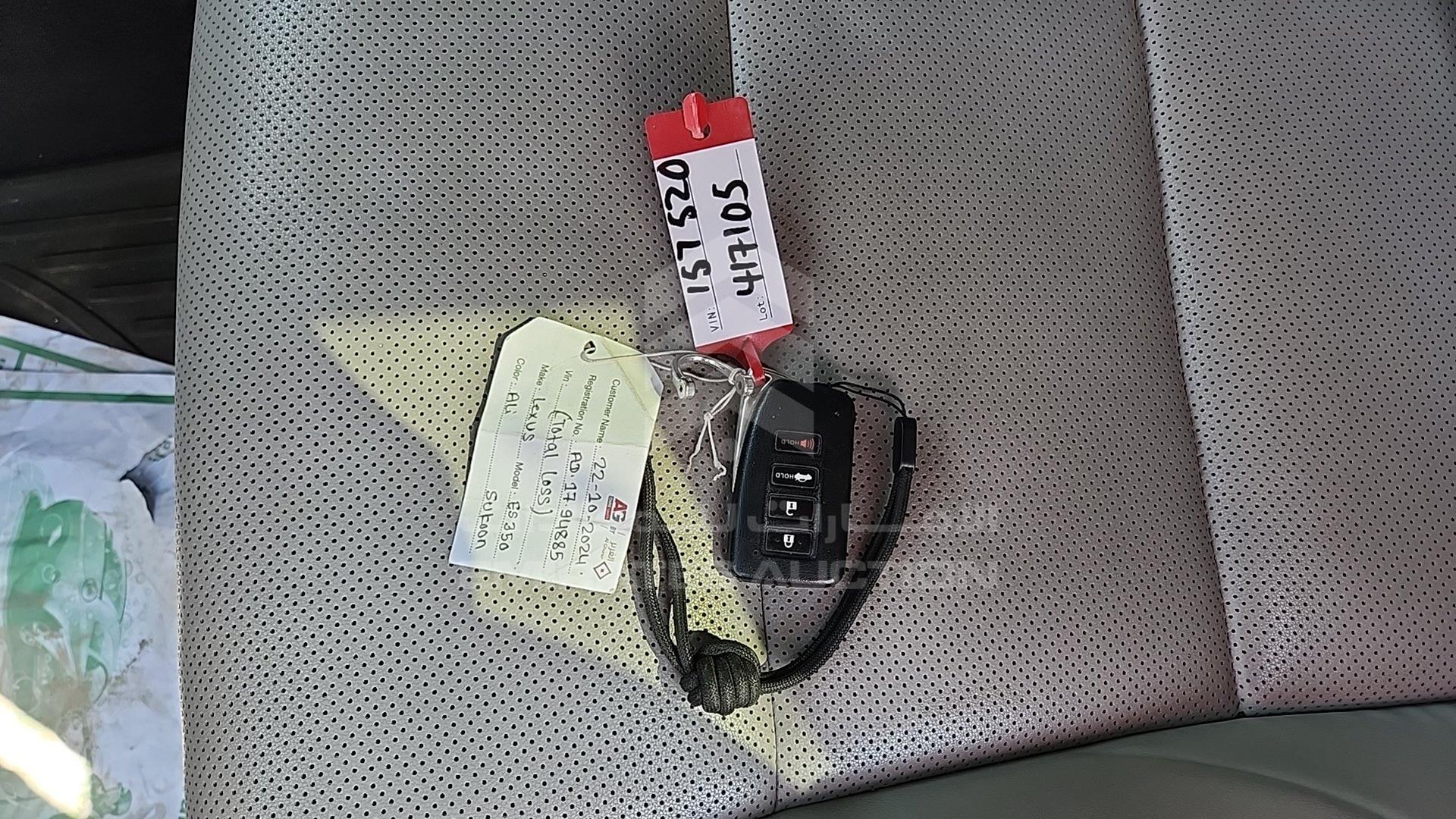 2015 LEXUS ES 350 VIN: JTHBK1GG9F2157520