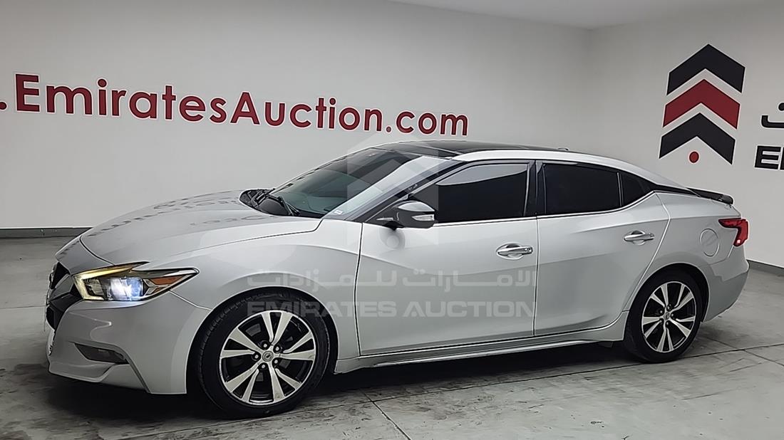 2016 Nissan Maxima — Front Left Angle — Photo 5
