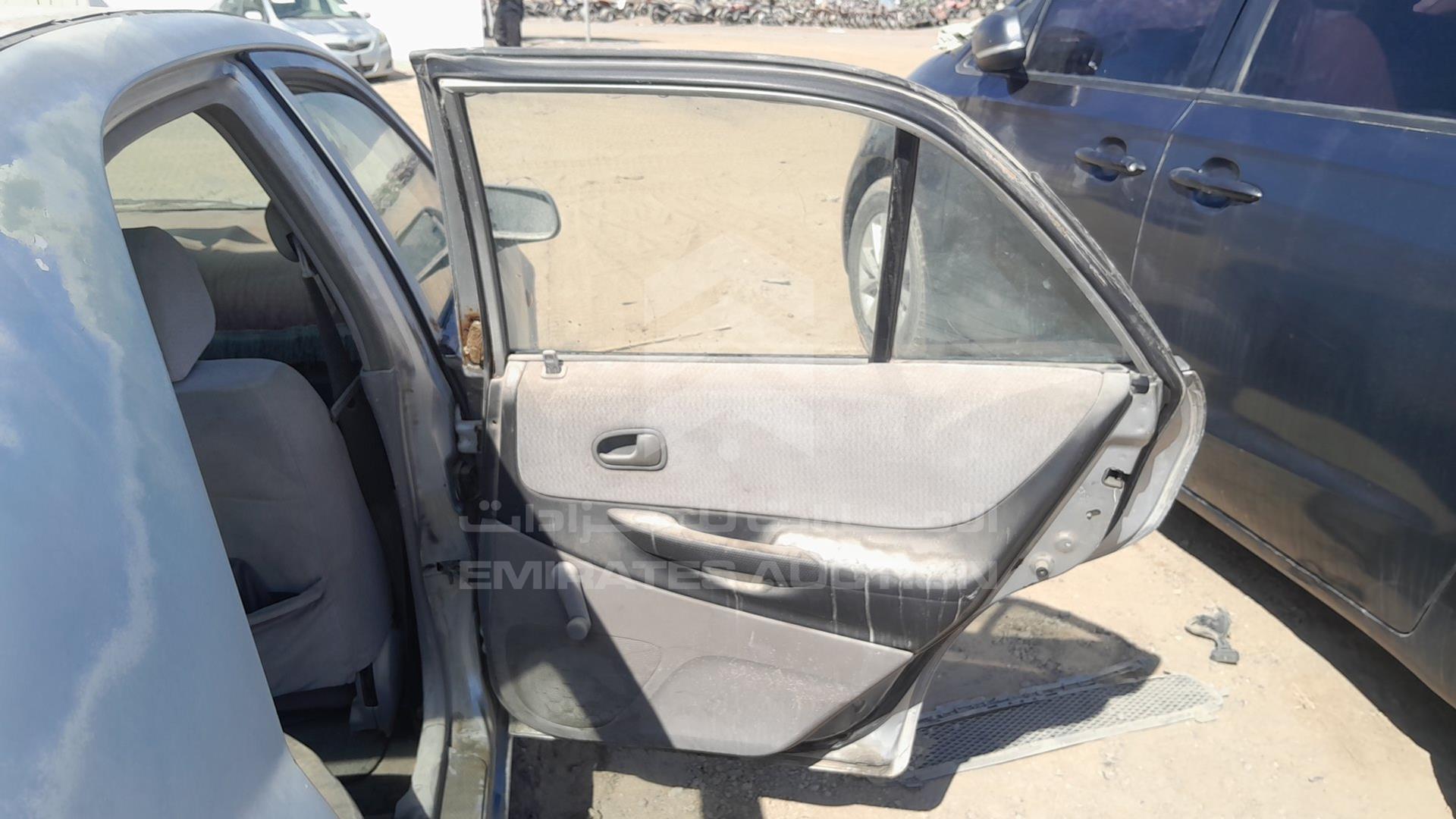 2003 MAZDA 323 VIN: JM7BJ123131217807