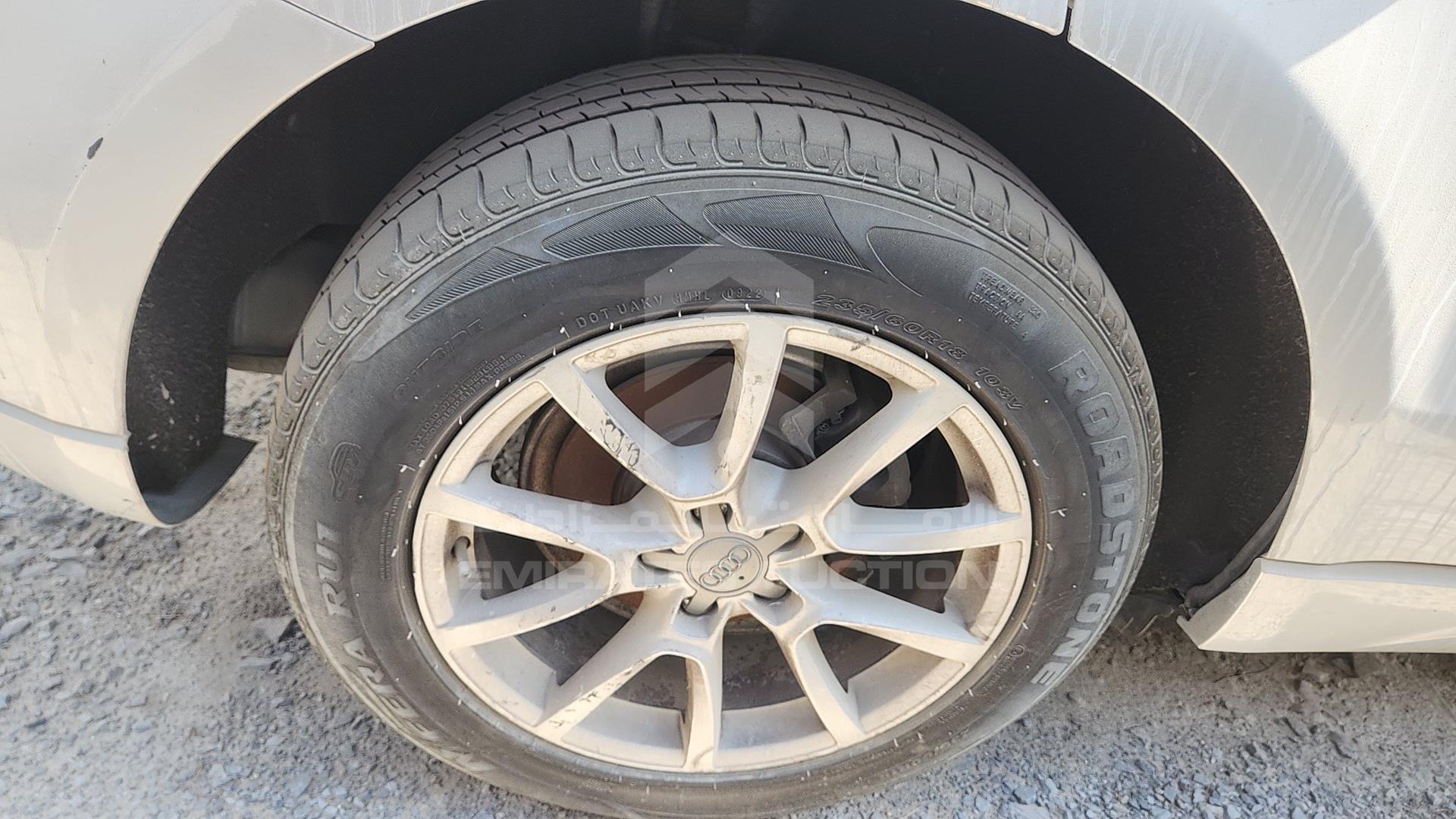 2013 AUDI Q5 VIN: WAUCFC8R8DA009607