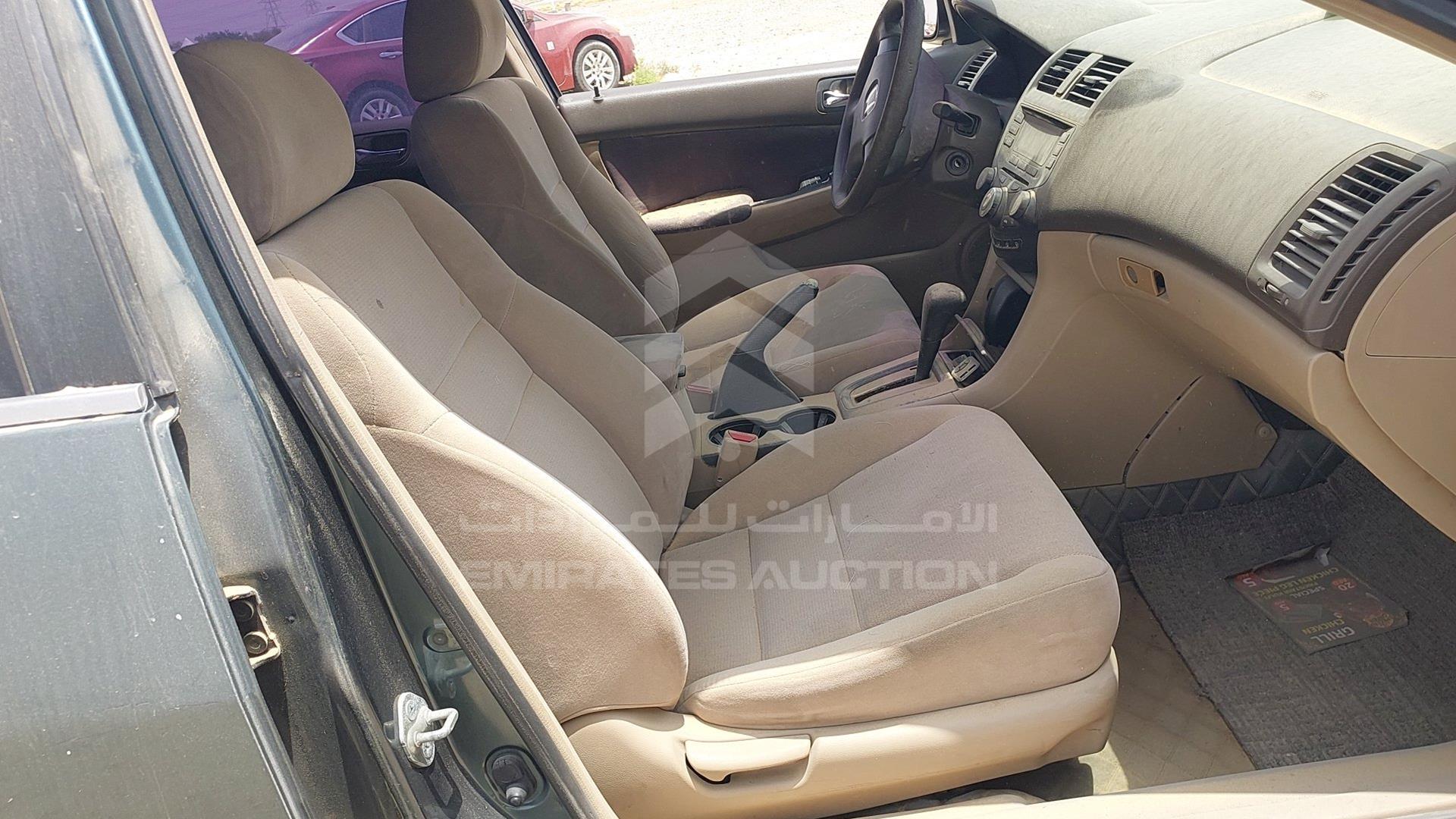2004 HONDA ACCORD VIN: JHMCM565X4C413354