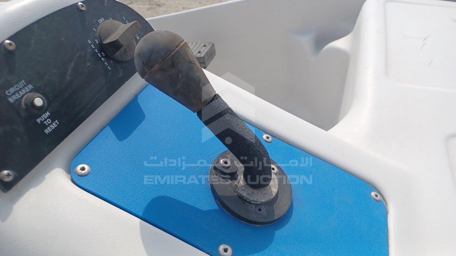 0 BOAT --- VIN: J0K10564C717